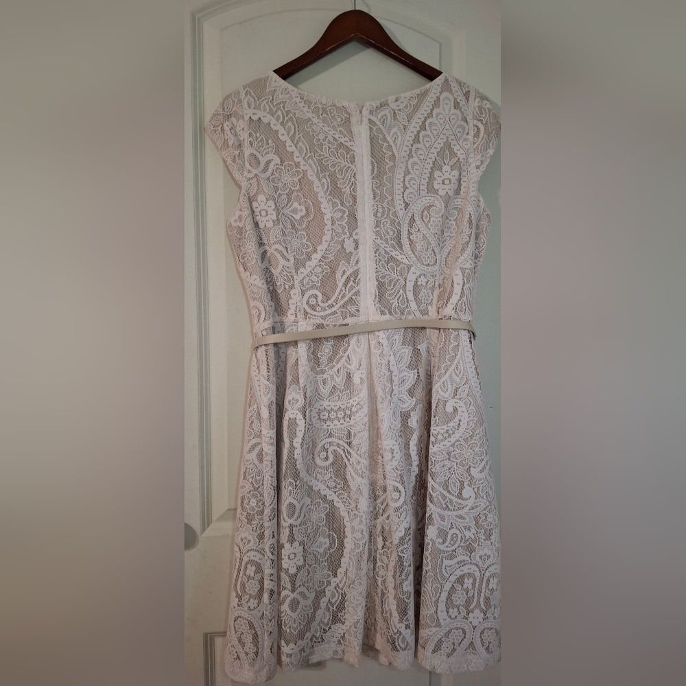 Womens Liz Claiborne Ivory Lace Overlay Cap Sleeve Lined Knee Length Dress Sz 12 - Picture 5 of 6